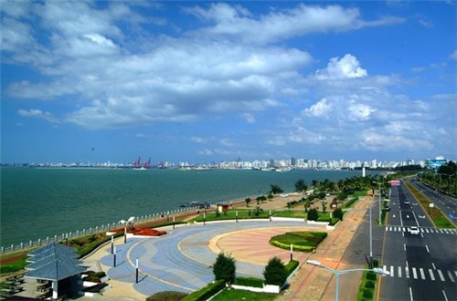 山岔湖景点