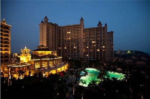 鹤城区去哪里玩好玩